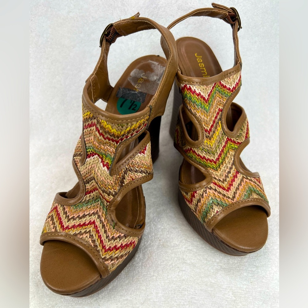 Jasmine, colorful woven wedges